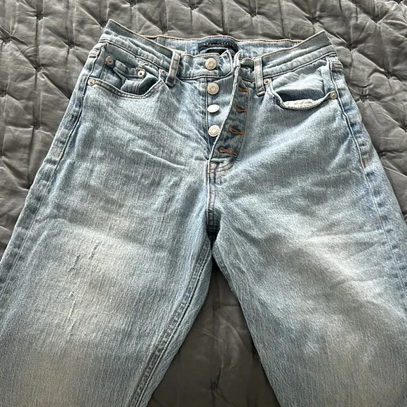 High rise jeans - Picture 2 of 5